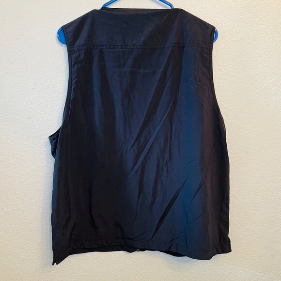 Magellan's Womens Black Nylon Outdoor Hiking Zipper Pocket Vest | Large - Picture 4 of 4